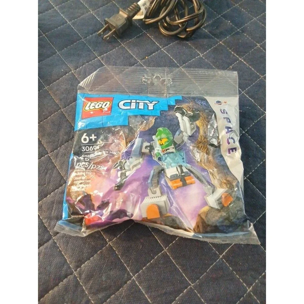 LEGO City 30694 Space Science Mech Polybag New Sealed 2025 Space Series